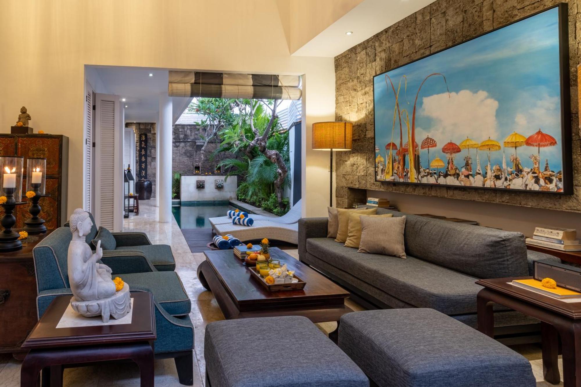 Villa Mosan House: Art-filled Gem Near & Square Seminyak (Bali)