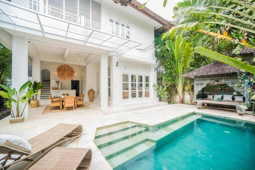 W Villa Seminyak