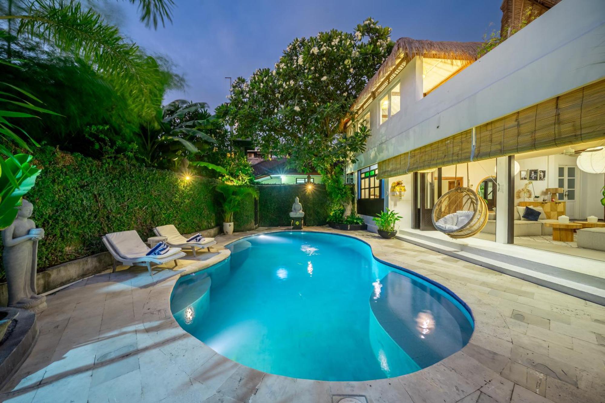 The Monroe Luxury 3-Bedroom Villa With Private Pool In Central Seminyak 900M To The Beach Villa