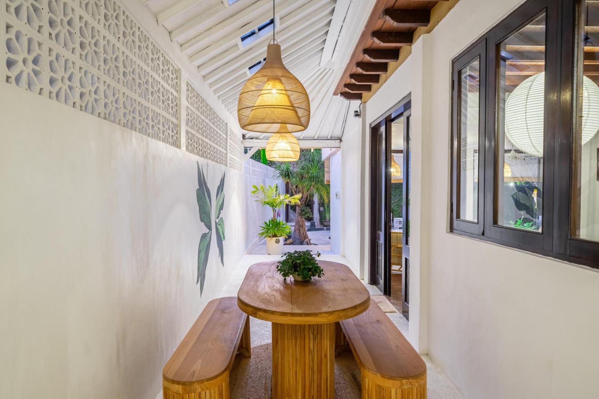 Villa The Monroe Luxury 3-Bedroom Villa With Private Pool In Central Seminyak 900M To The Beach Seminyak (Bali)