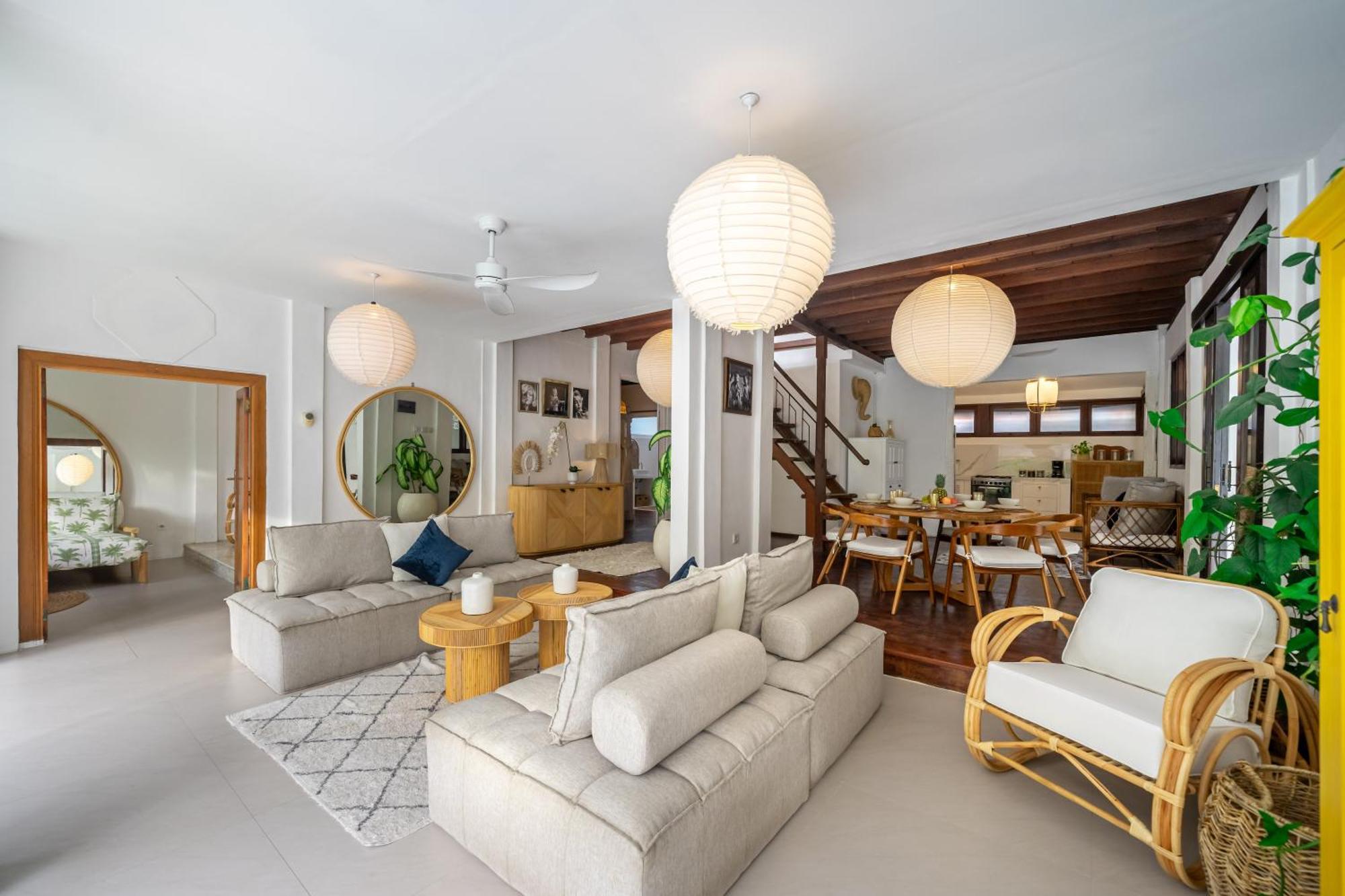 The Monroe Luxury 3-Bedroom Villa With Private Pool In Central Seminyak 900M To The Beach Villa