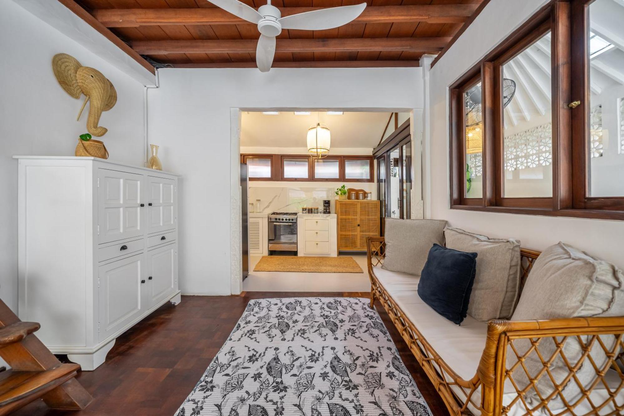 The Monroe Luxury 3-Bedroom Villa With Private Pool In Central Seminyak 900M To The Beach
