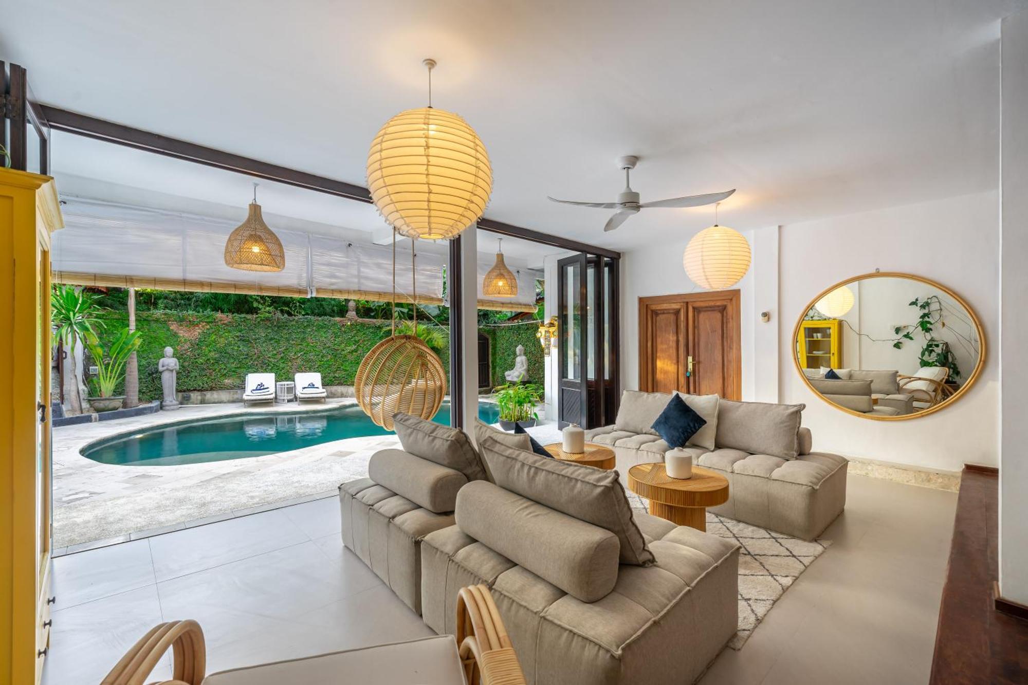 Villa The Monroe Luxury 3-Bedroom Villa With Private Pool In Central Seminyak 900M To The Beach
