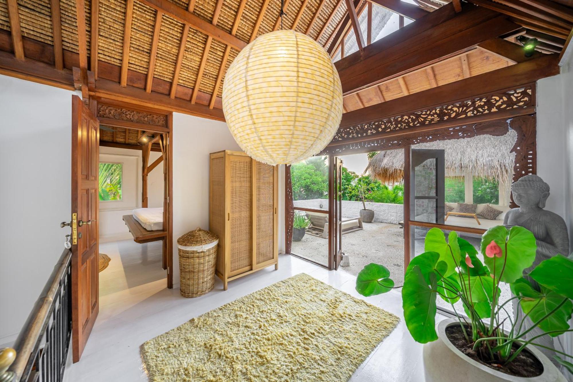 The Monroe Luxury 3-Bedroom Villa With Private Pool In Central Seminyak 900M To The Beach Villa