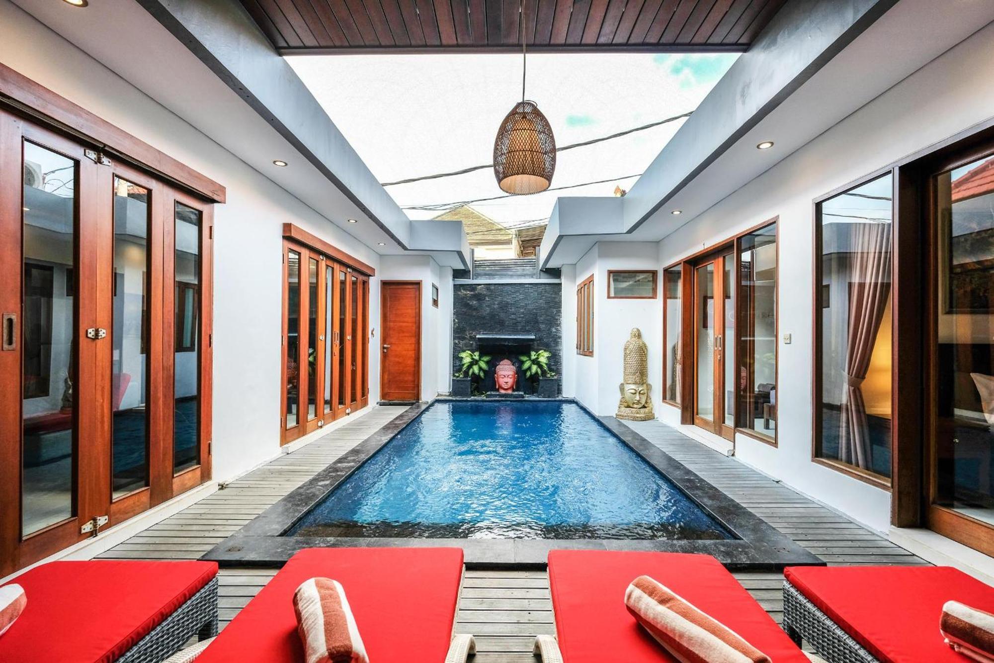 Double Six Villa Seminyak (Bali)