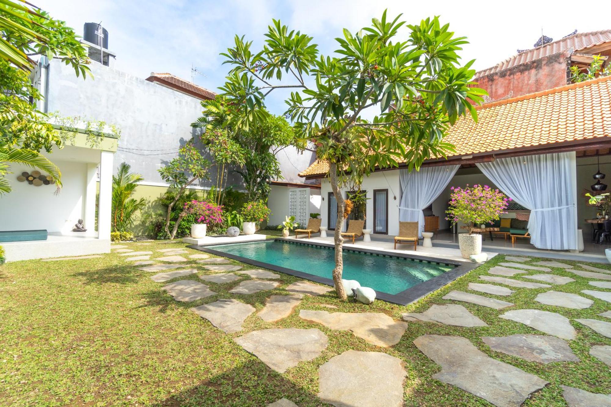 Castelu 3br Peacefully Near Mertanadi Seminyak (Bali)