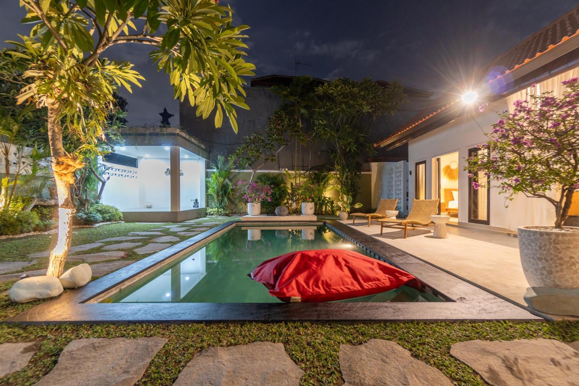 Castelu 3br Peacefully Near Mertanadi * Seminyak (Bali)
