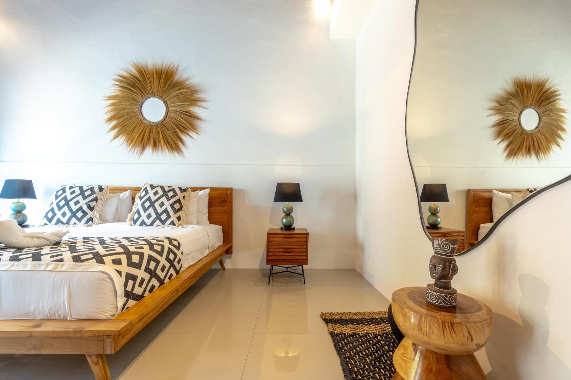 Castelu 3br Peacefully Near Mertanadi Apartment Seminyak (Bali)
