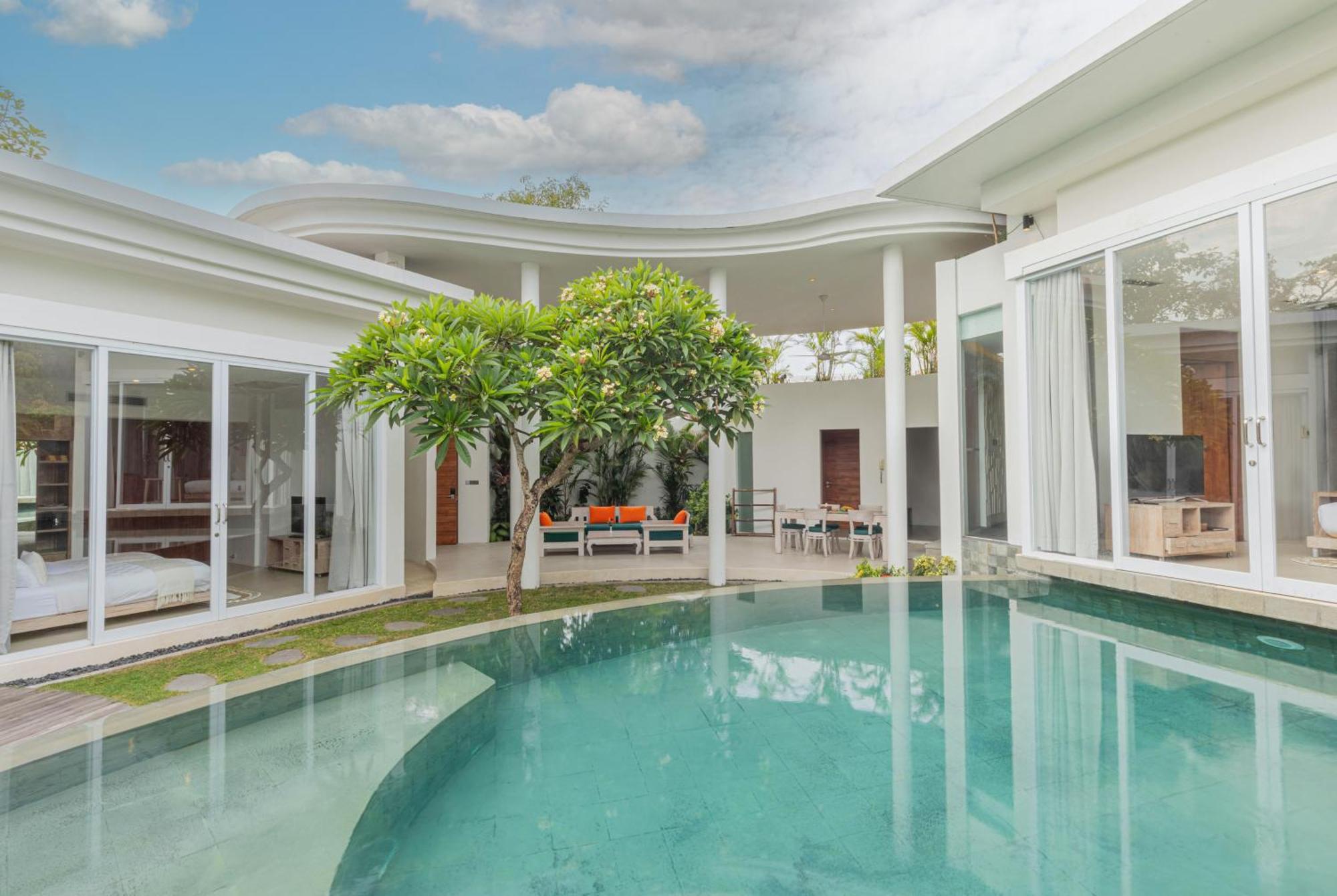 Taman Mesari Luxury Villas-seminyak