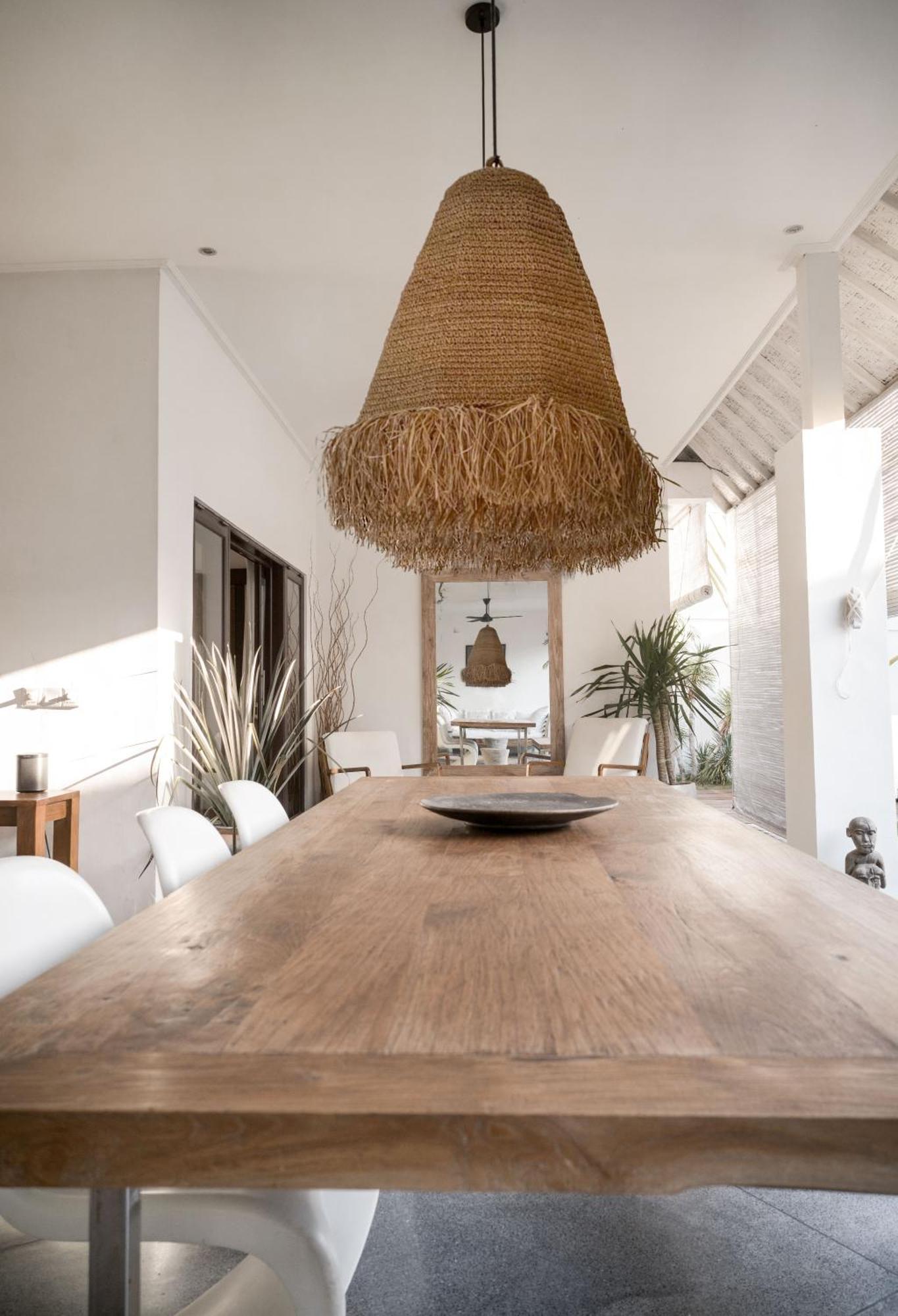 Tropical 3bdr Poolvilla In Heart Of * Seminyak (Bali)