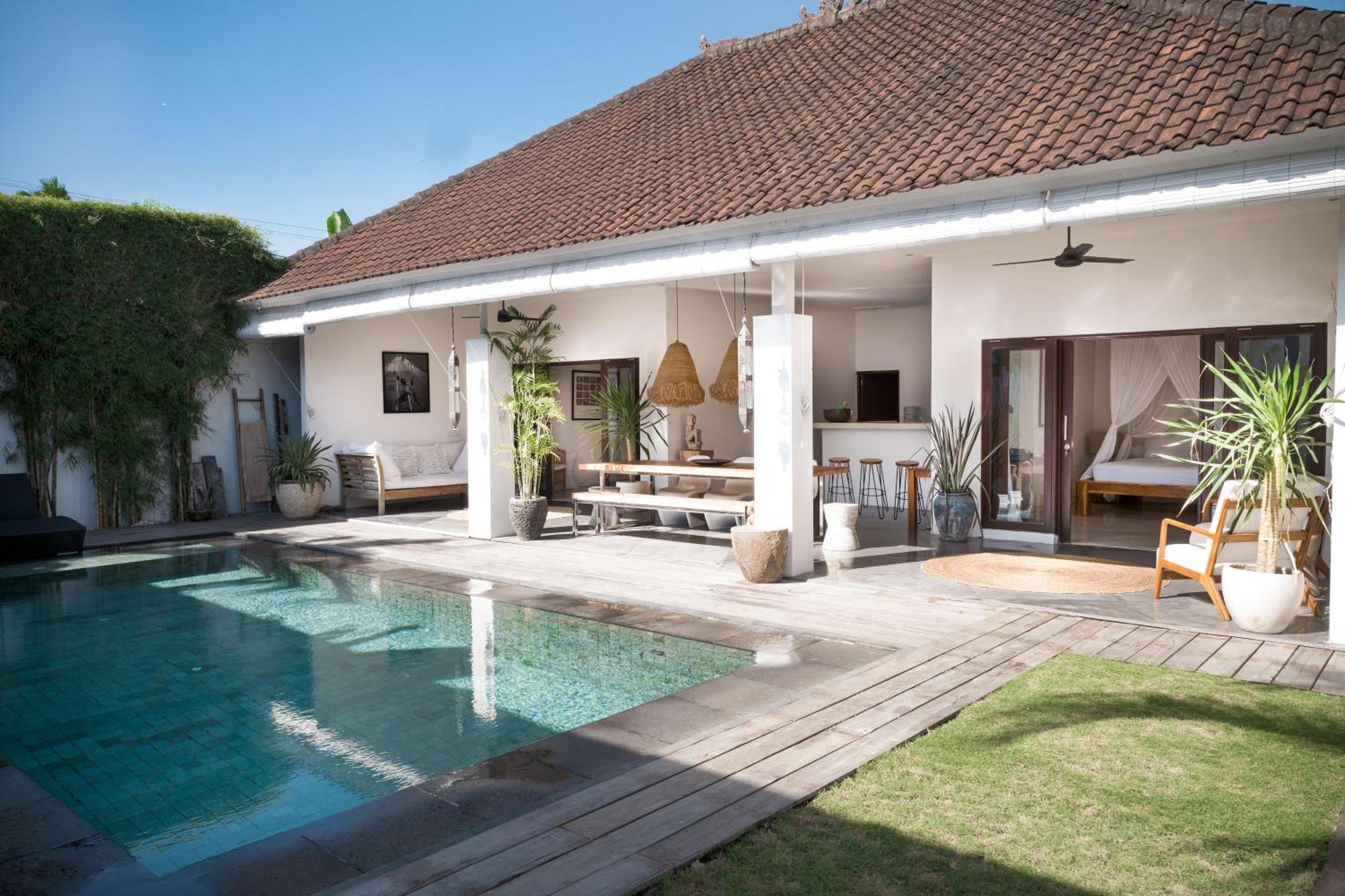 Tropical 3bdr Poolvilla In Heart Of