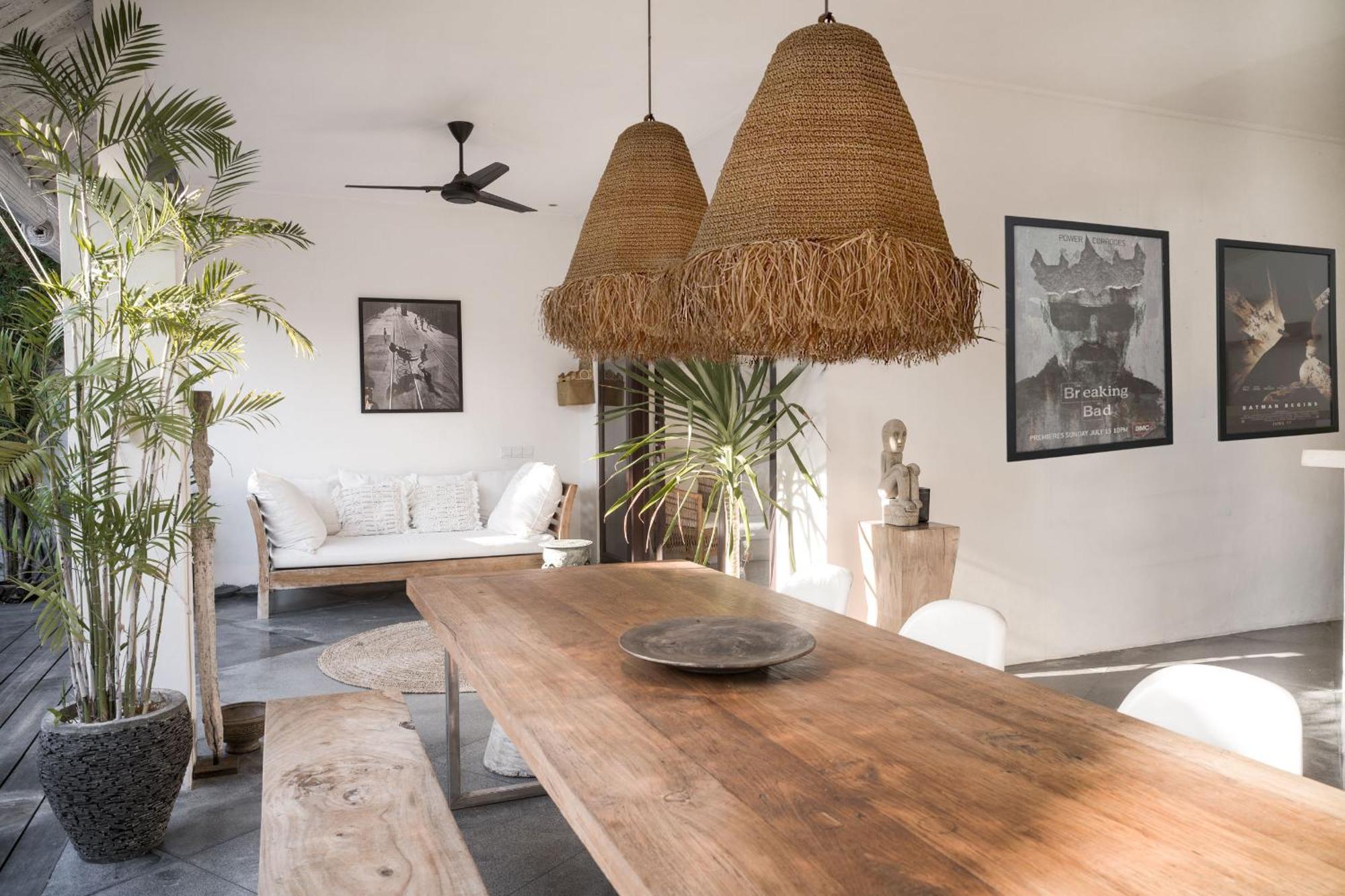Tropical 3bdr Poolvilla In Heart Of Seminyak (Bali)