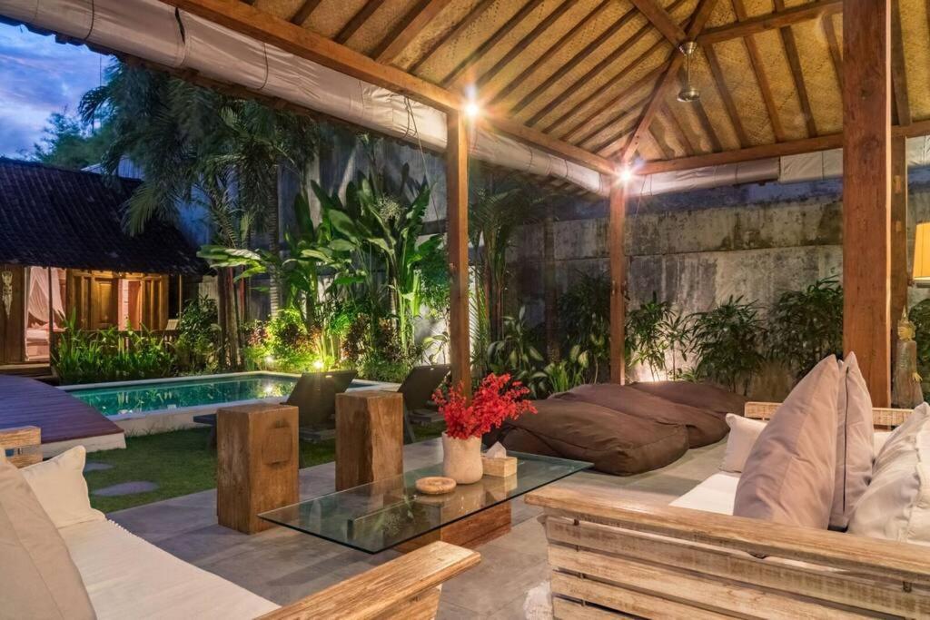 Joglo Oberoi Beautiful 4br Prime Location * Seminyak (Bali)