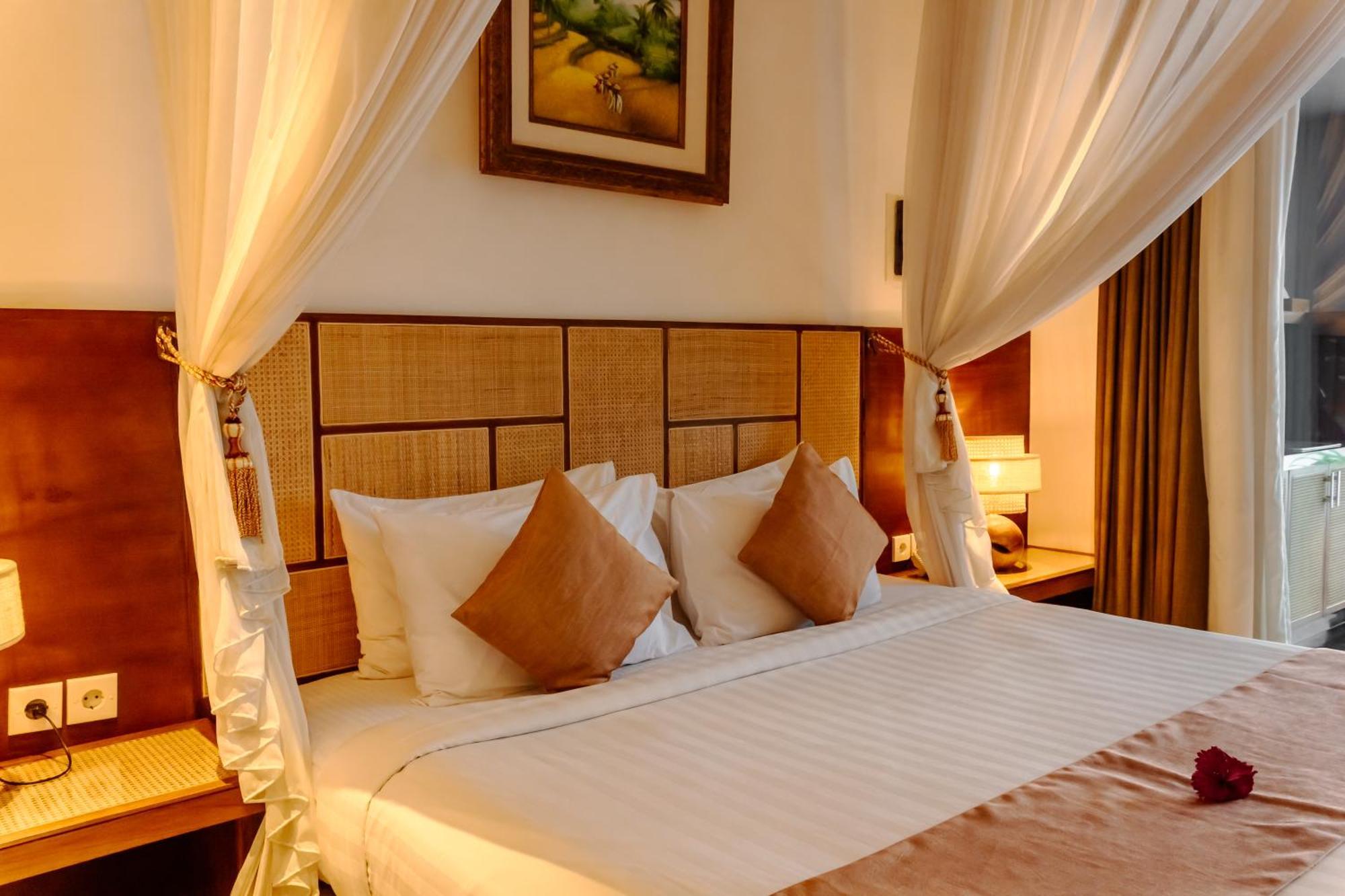 Lasanti Seminyak