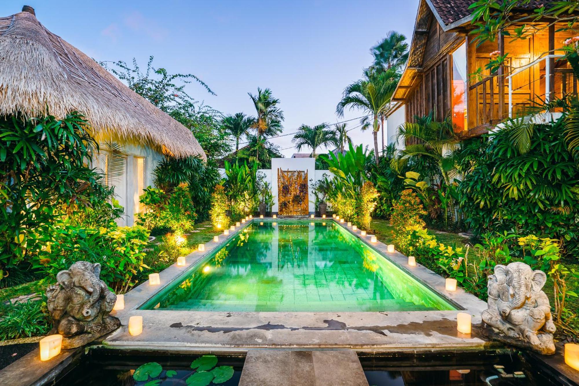 Niri - Beautiful 4br Teak Joglo In Oberoi Seminyak, A Tranquil Retreat *