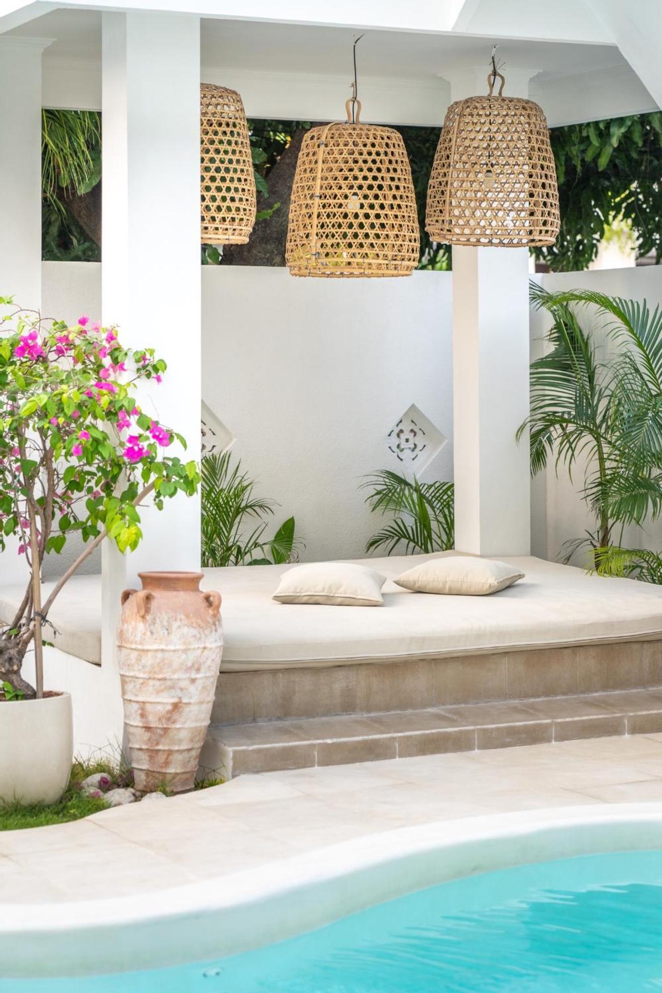 Casa De Lupe 5 Bedroom In Kerobokan Vila