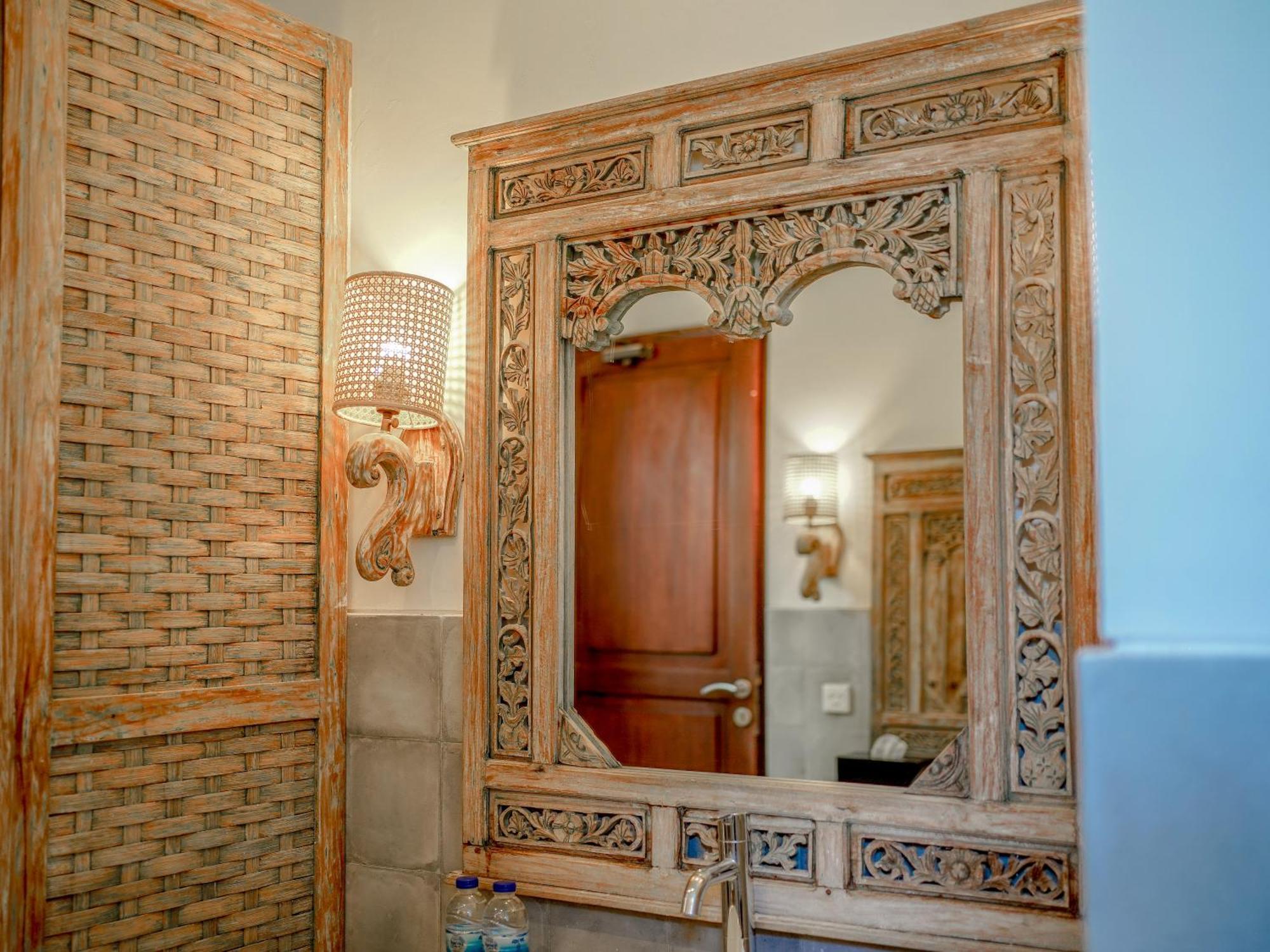 New Sara Villa Seminyak (Bali)
