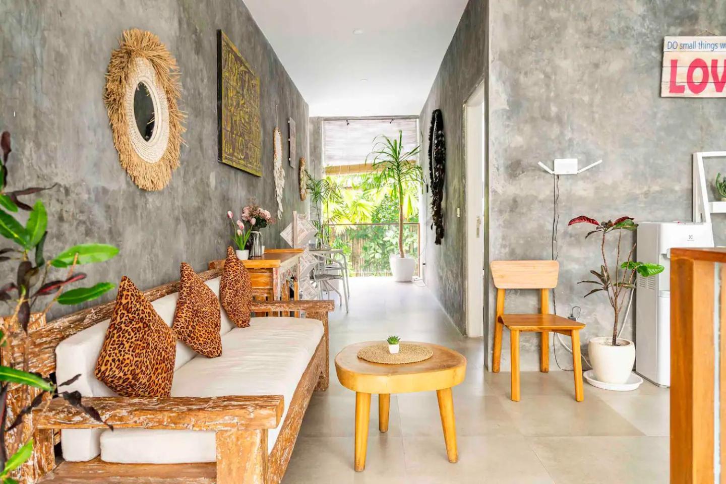Vittoria Bali *