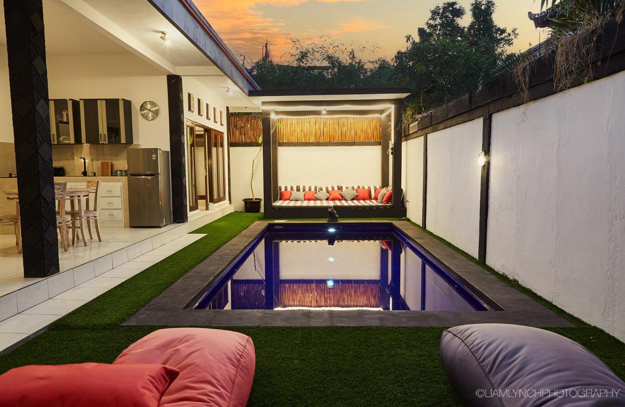 Massive 6-bedroom With 2 Pools *