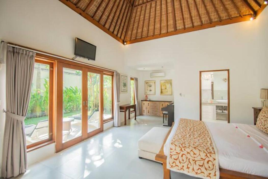 Shanti, Sitara Group * Seminyak (Bali)