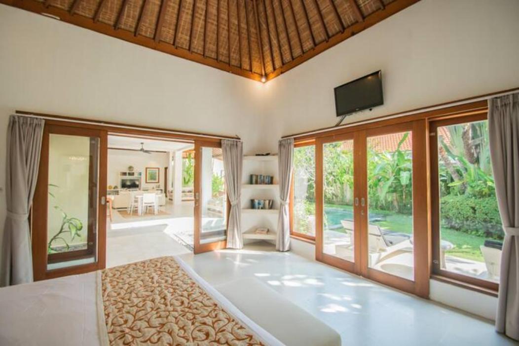 Shanti, Sitara Group *