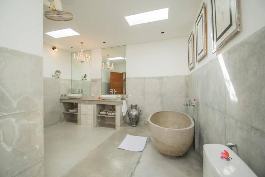 Shanti, Sitara Group *