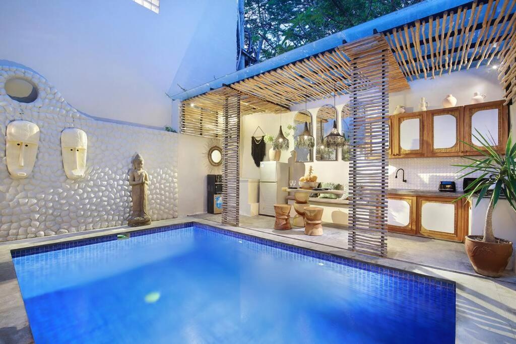 #2 With Private Pool Vila *