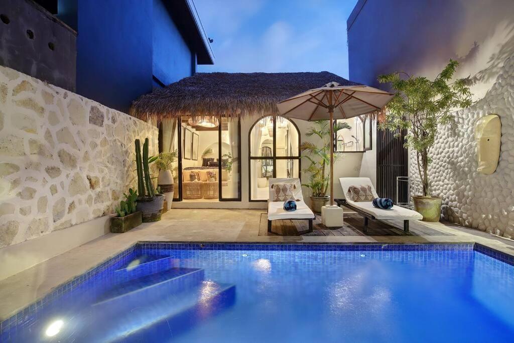 #2 With Private Pool *