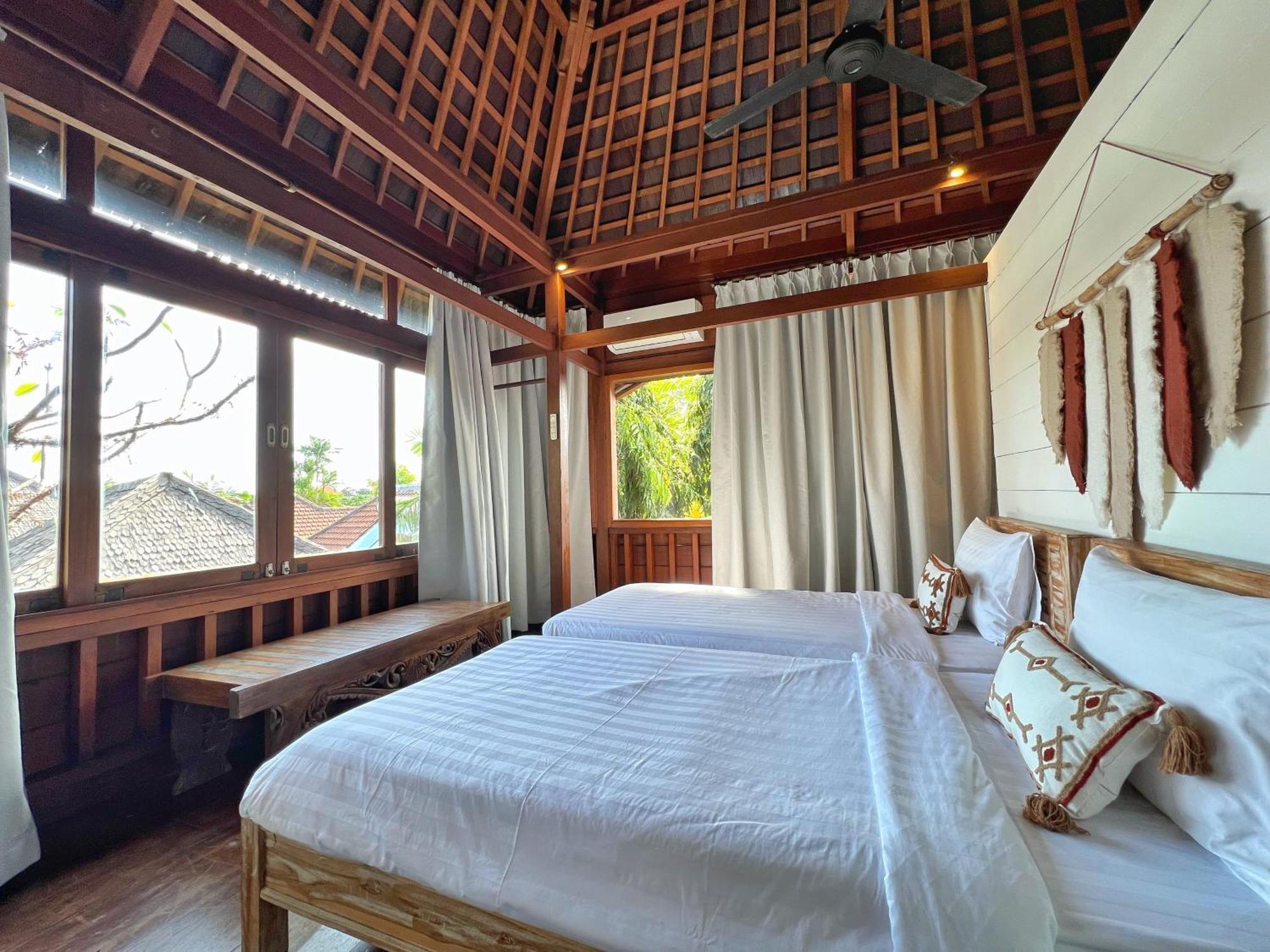 Nicole 5br Paradise, Quiet Area In Oberoi