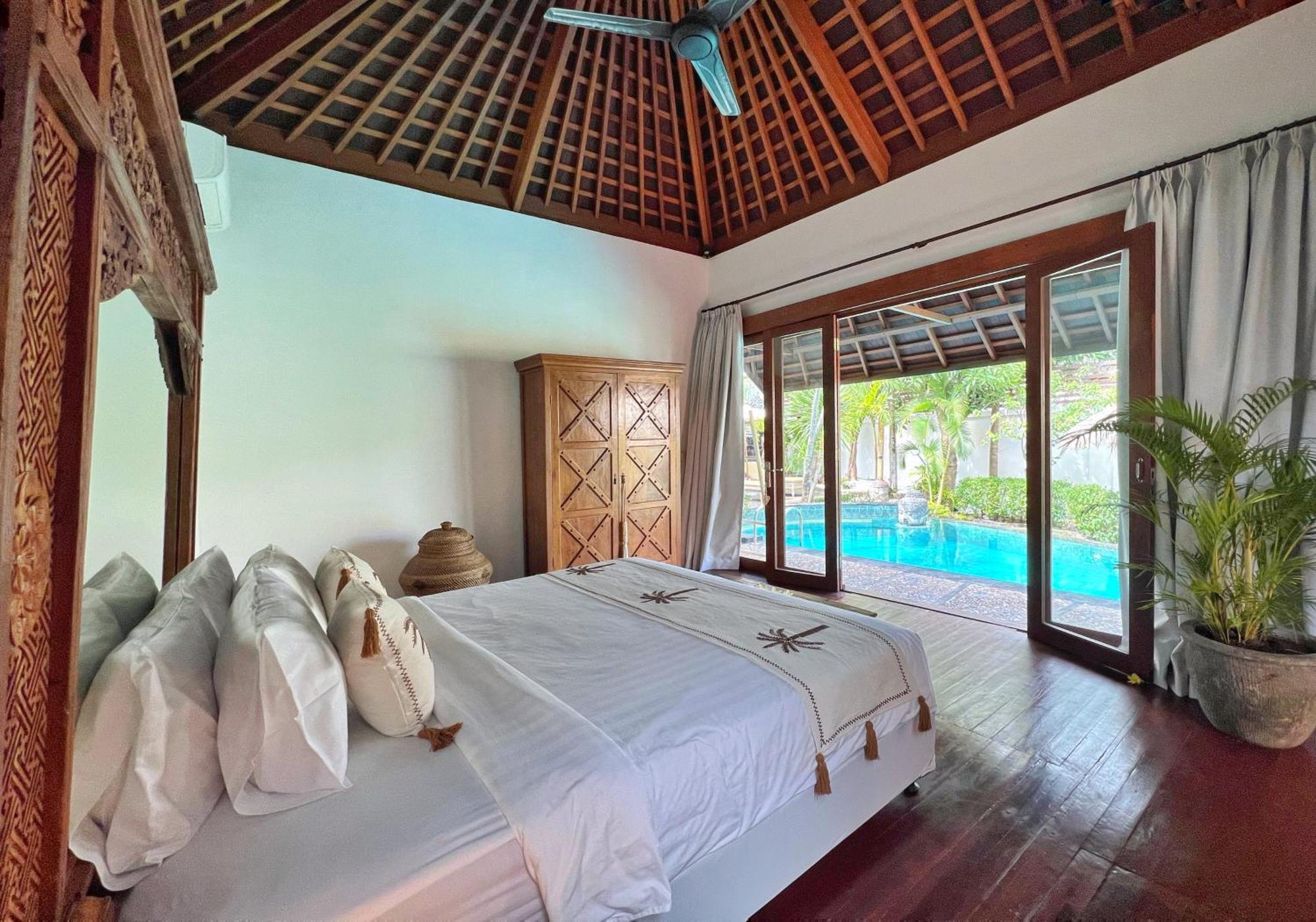 Villa Nicole 5br Paradise, Quiet Area In Oberoi Seminyak (Bali)