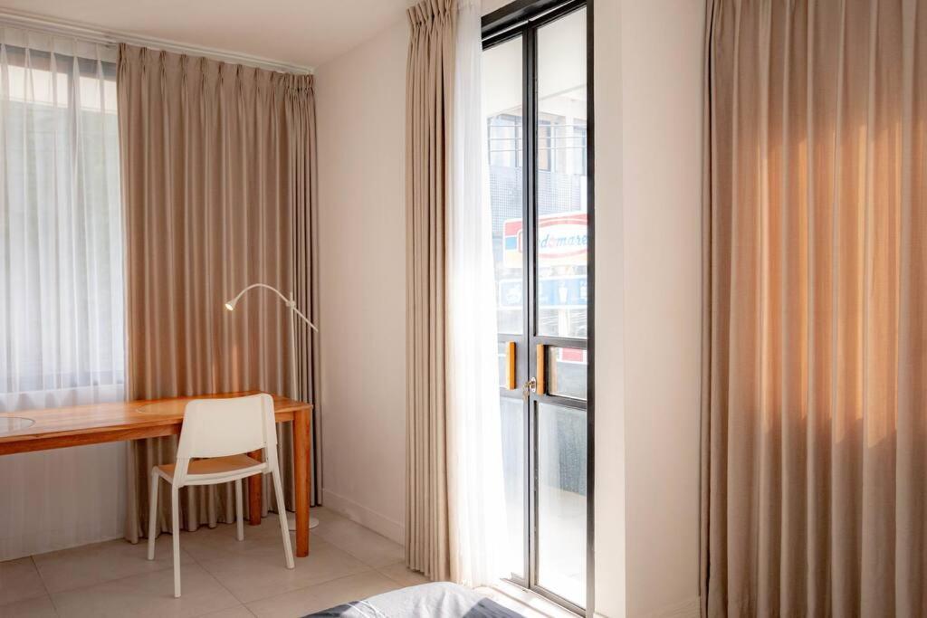Apartment The Drupadi Town House Lola Seminyak (Bali)
