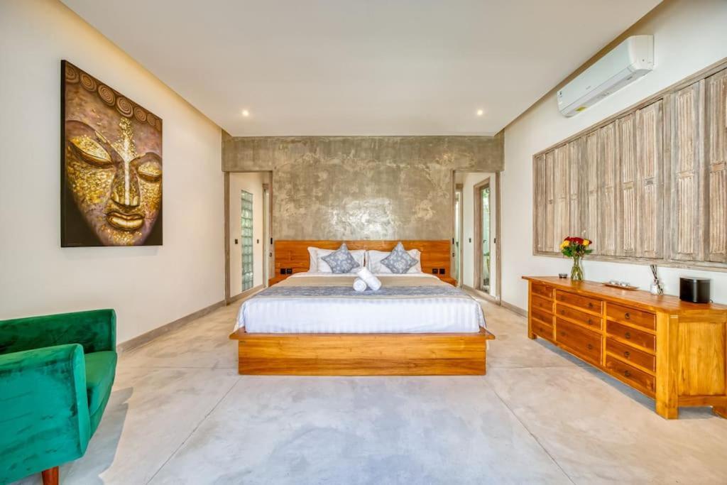 Beautiful Yang Tao In The Heart Of With Private Staff * Seminyak (Bali)