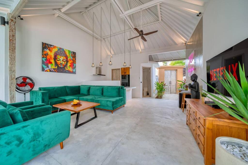 Beautiful Yang Tao In The Heart Of With Private Staff * Seminyak (Bali)