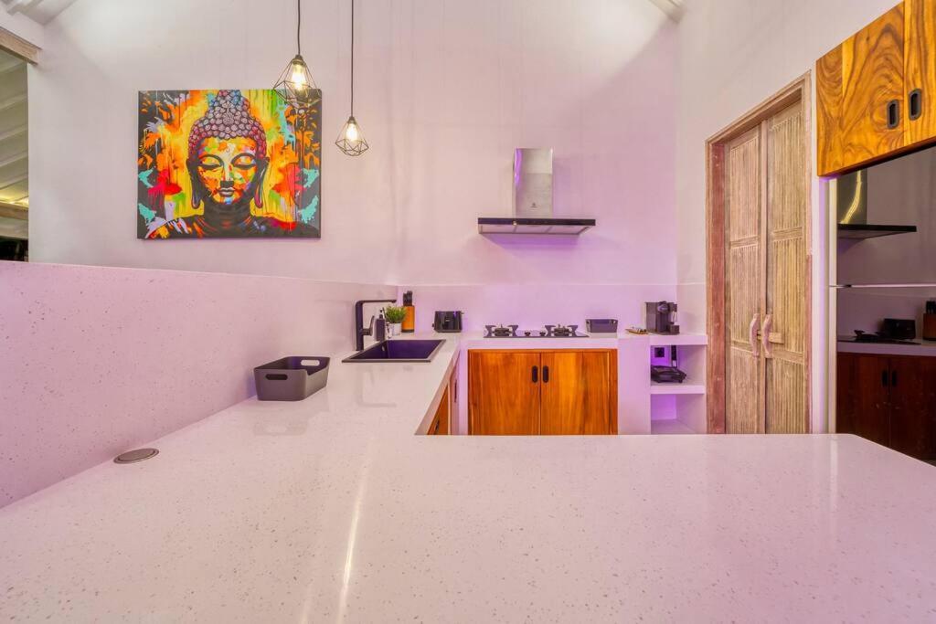 Beautiful Yang Tao In The Heart Of With Private Staff Villa