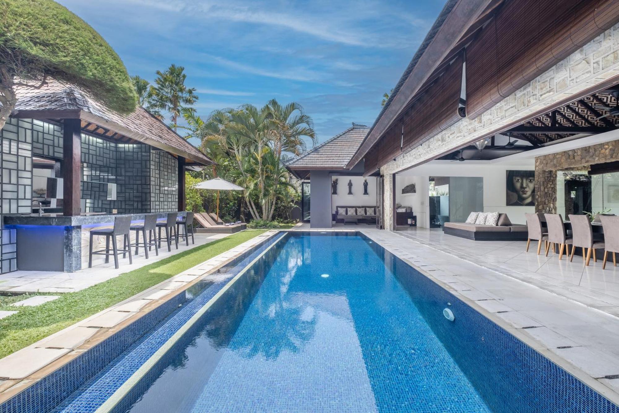 Samudra Raya Villa *