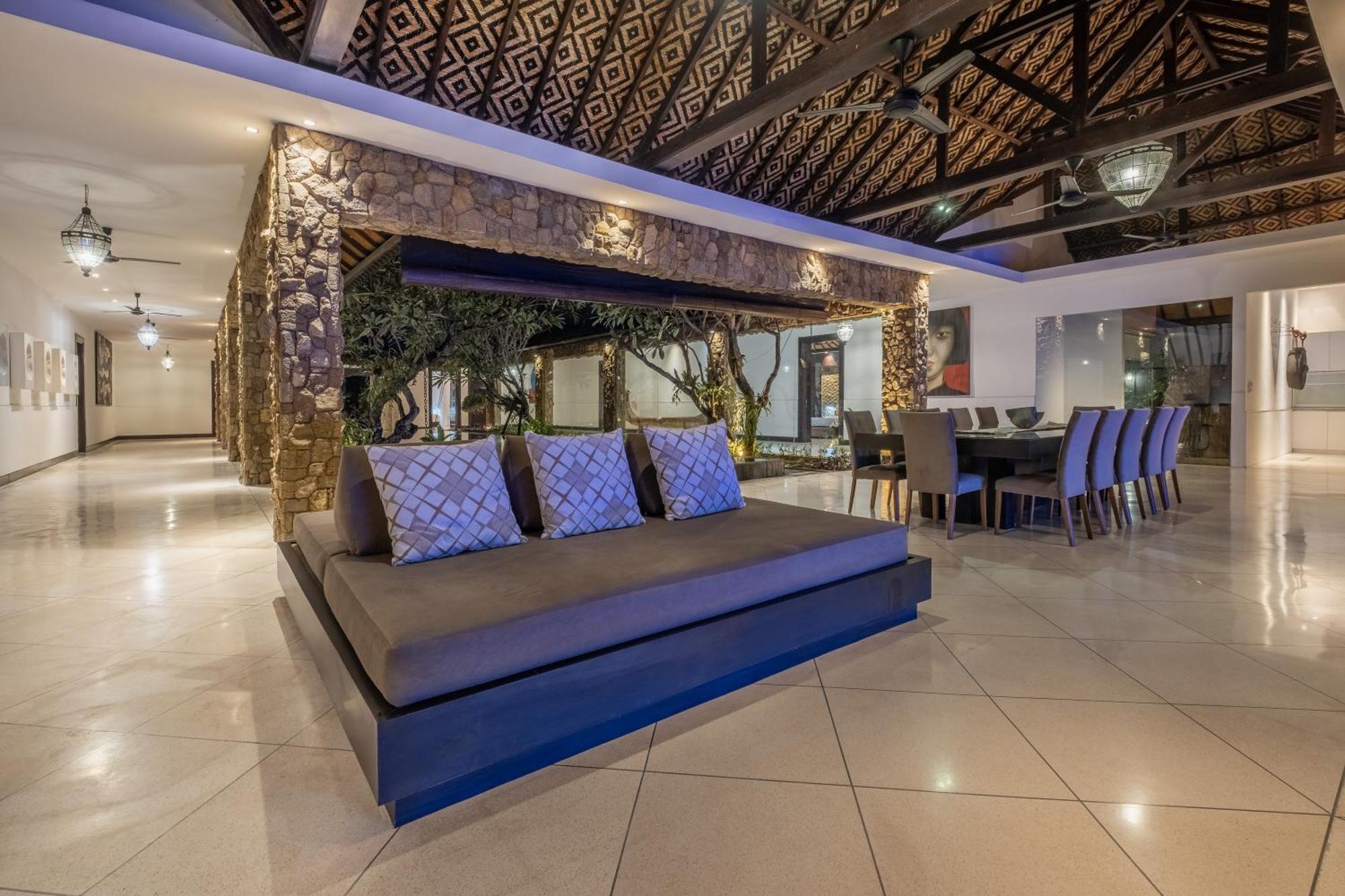 Villa Samudra Raya *