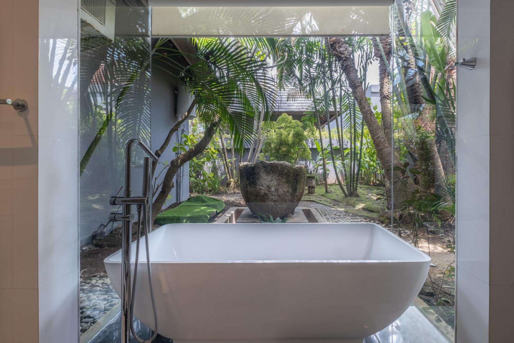 Samudra Raya Villa *