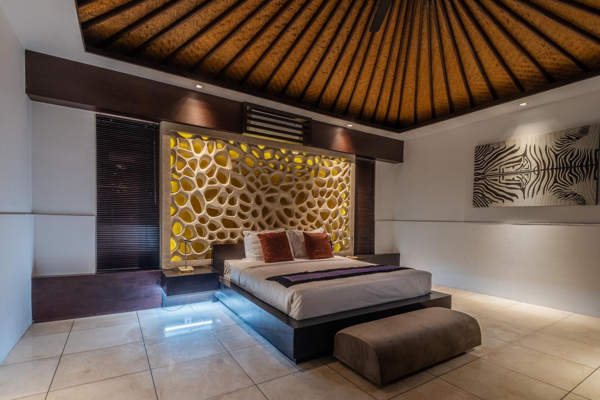 Samudra Raya Villa *