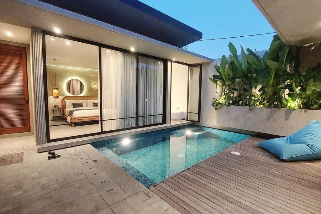 Akhila 4 - 1 Bedroom Modern Tropical At The Heart Of *