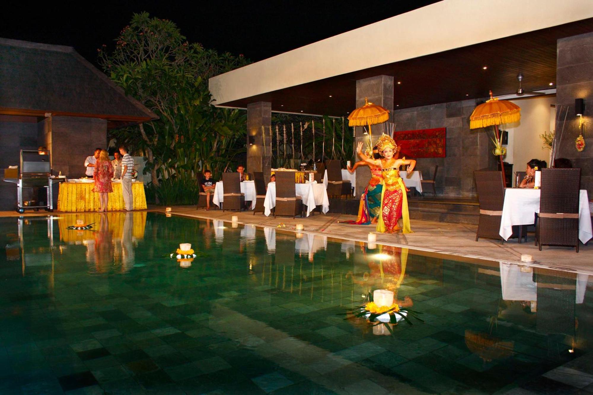 Villa Sun Island Boutique & *