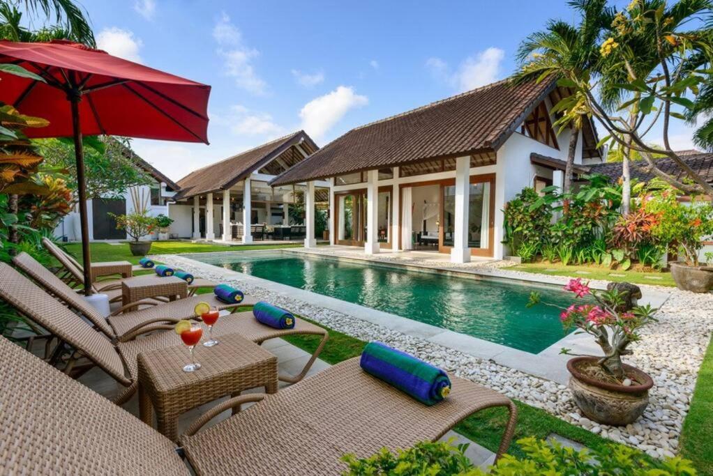 Noa, 3 Bed Luxury Villa, Large Pool In Oberoi Street; Seminyak (Bali)