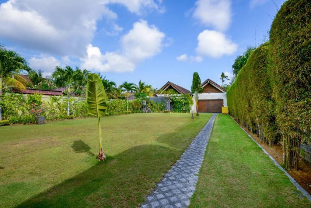 Villa Noa, 3 Bed Luxury Villa, Large Pool In Oberoi Street;