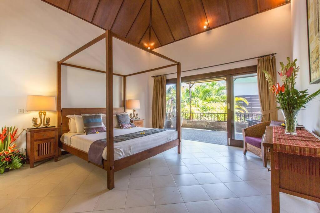 Villa 2br Private Pool Walking Distance To The