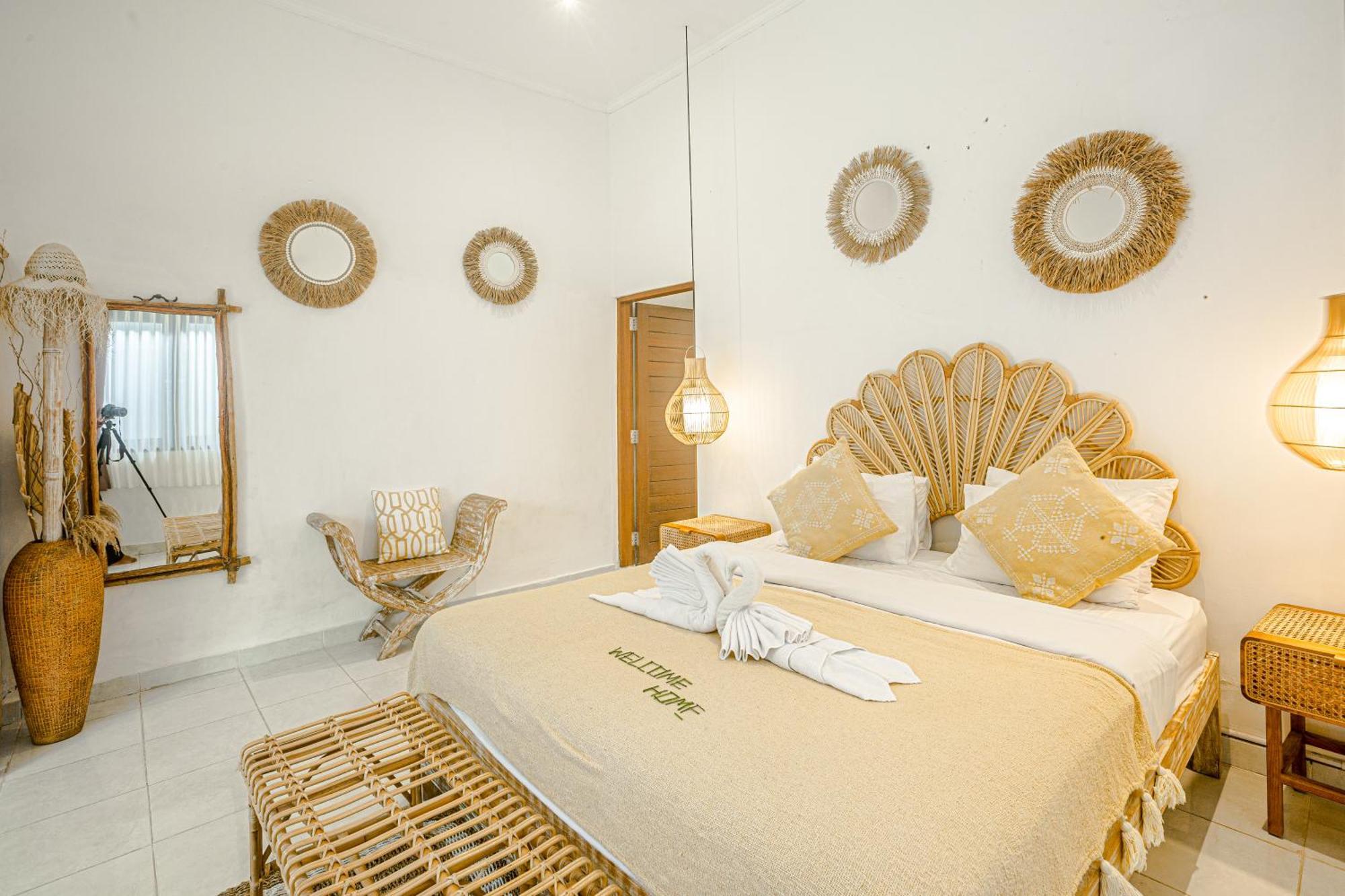 Deba I By Bali Solutions