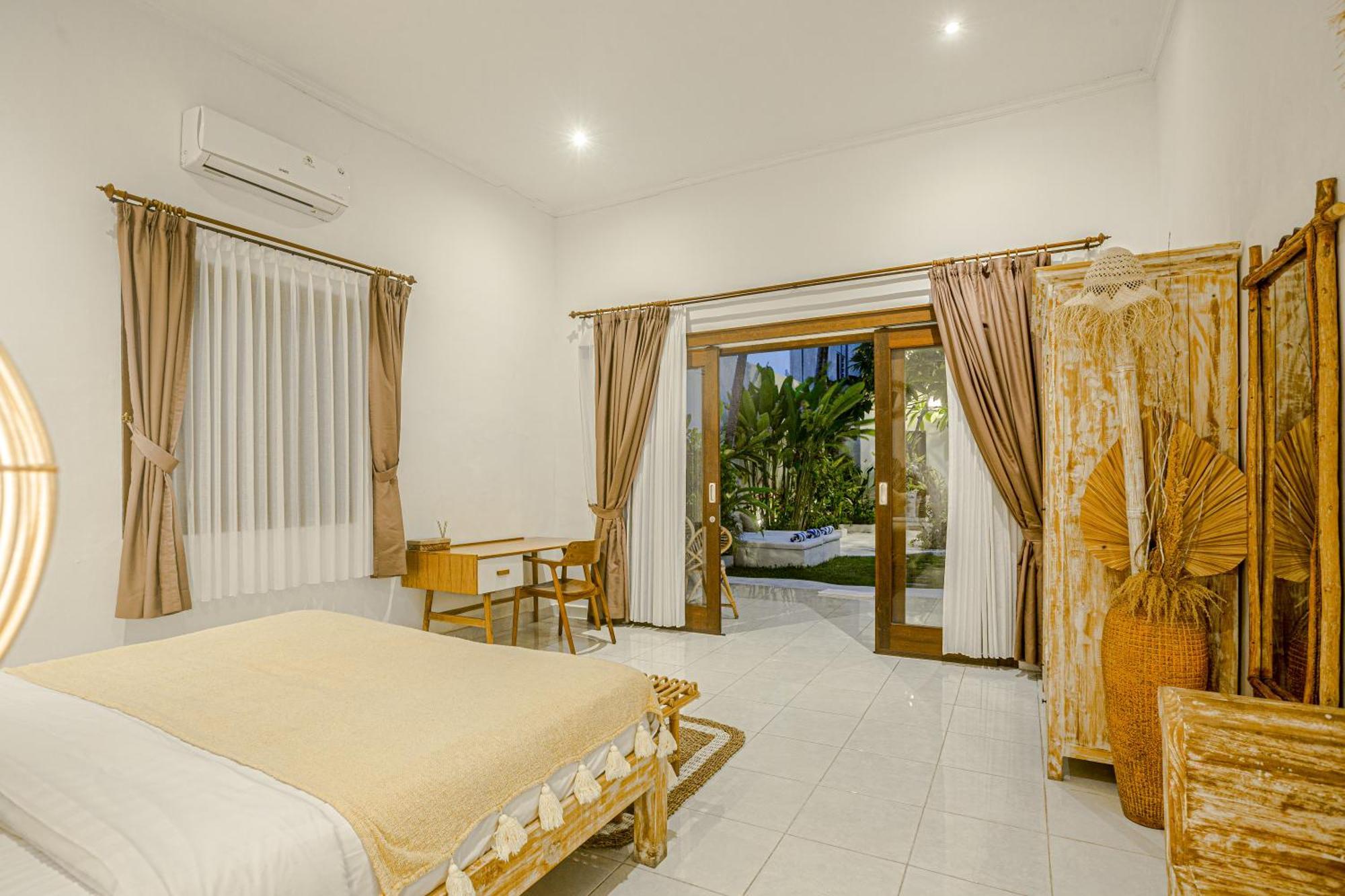 Deba I By Bali Solutions *