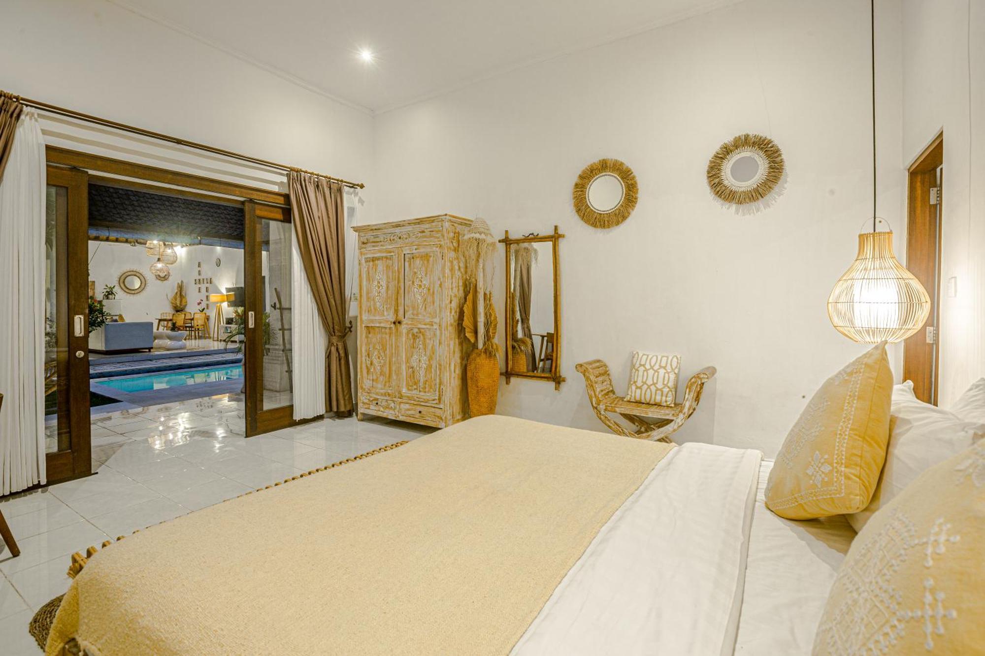 Deba I By Bali Solutions