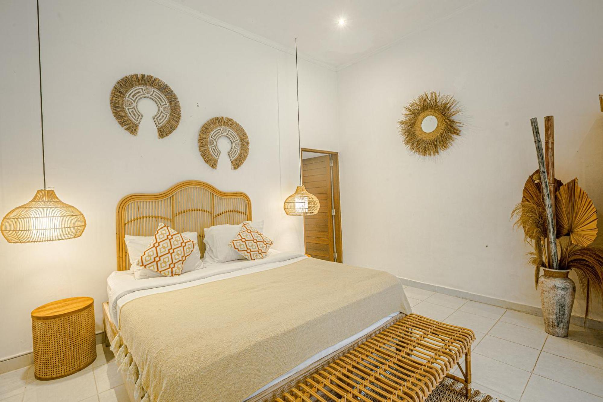 Deba I By Bali Solutions *