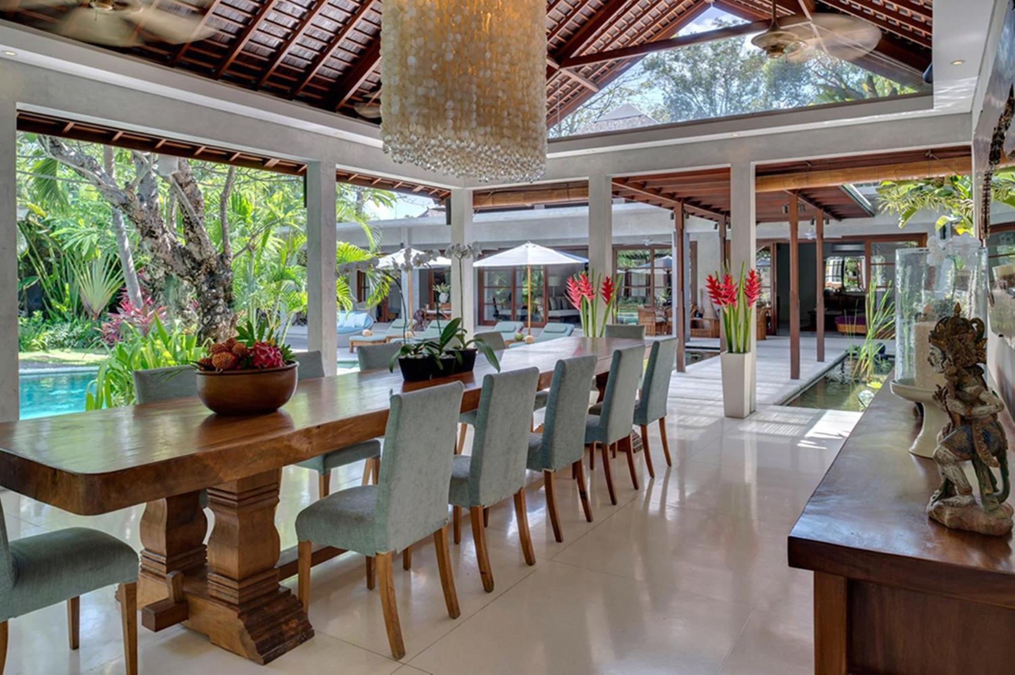 Lataliana Villa *