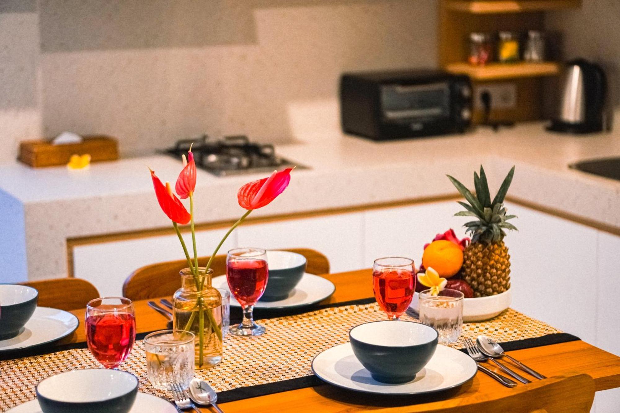 Mayu Kamandari * Seminyak (Bali)