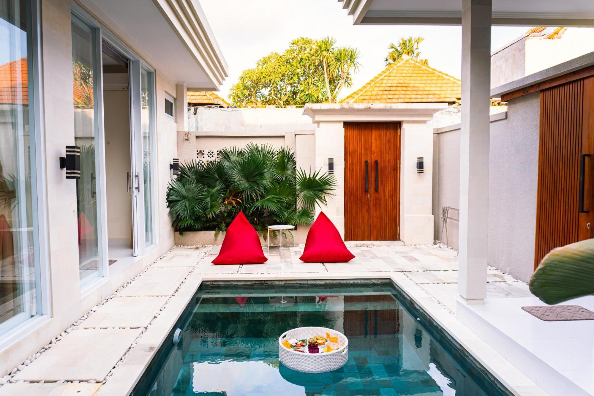 Mayu Kamandari Seminyak (Bali)